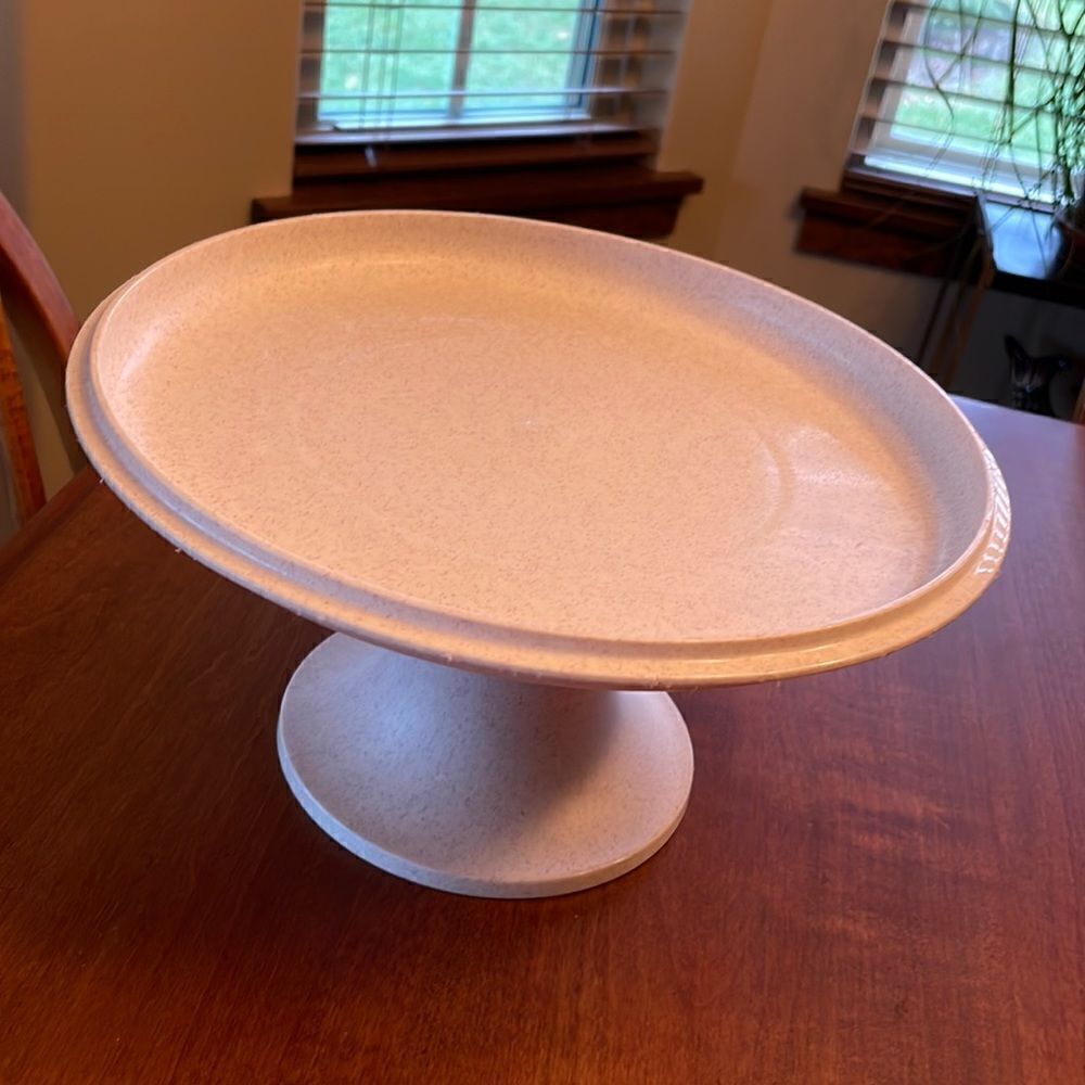 Tupperware Serve it All Set Cake / Pie Stand / Vegetable or Chip Dip Pedestal
